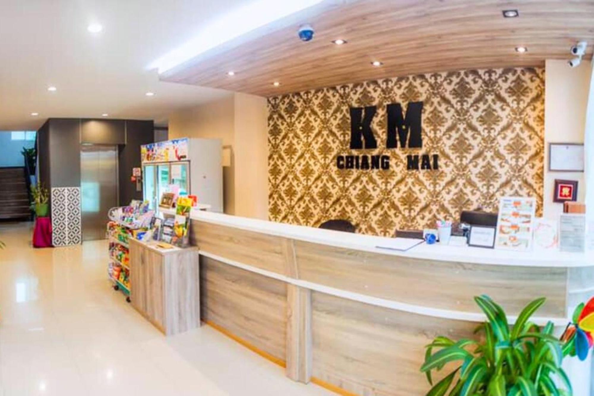 Km Hotel Chiang Mai Buitenkant foto